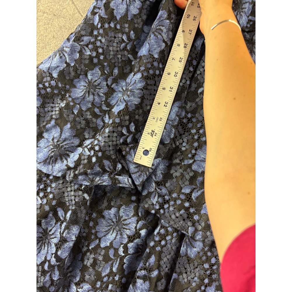 Lulus Blue Molinetto Floral Lace Tiered Maxi Dress V-Neck Formal Fairy Prom XS - Picture 6 of 7